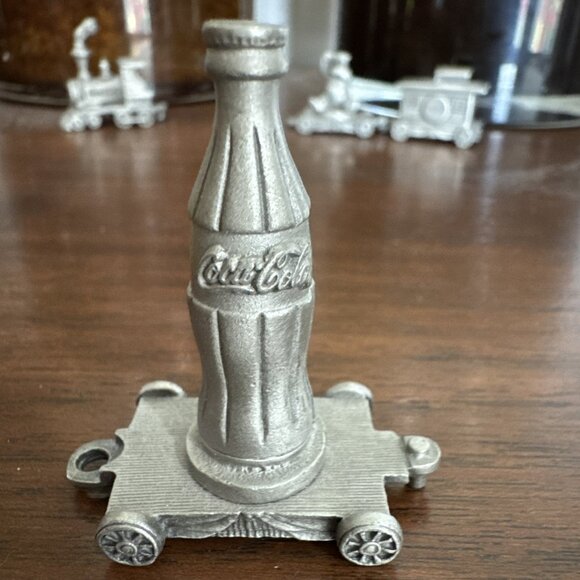 Vtg 1995 Mini Coca-Cola 4 Piece Train Set Engine #1 Bottle Bear Car & Caboose - Picture 6 of 16